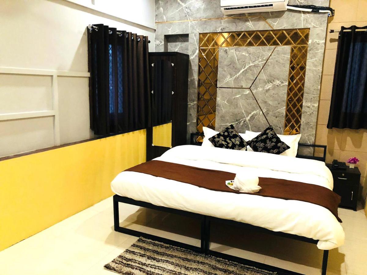 The Madaar House Hotel Varanasi Bagian luar foto