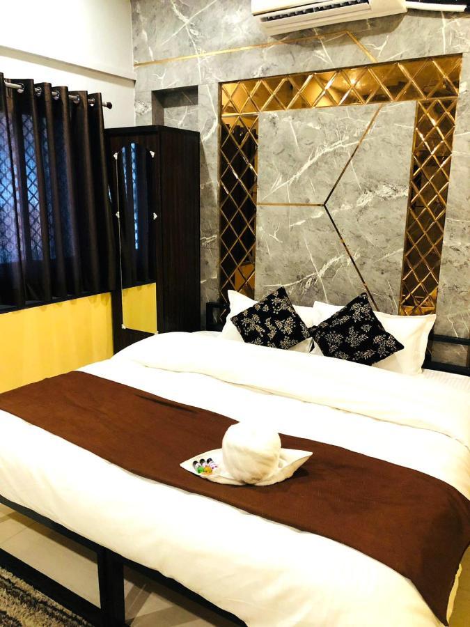The Madaar House Hotel Varanasi Bagian luar foto