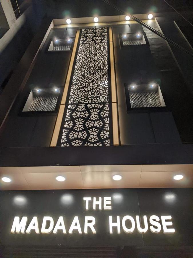The Madaar House Hotel Varanasi Bagian luar foto